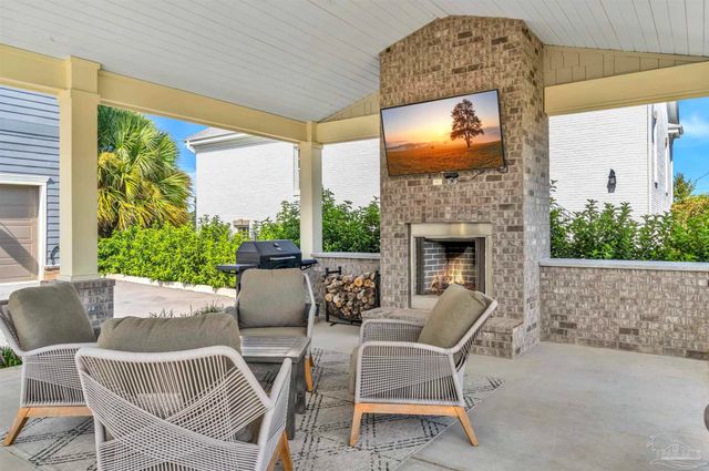 804 N Baylen St, Pensacola, FL 32502