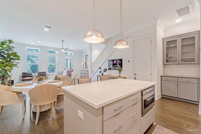 804 N Baylen St, Pensacola, FL 32502