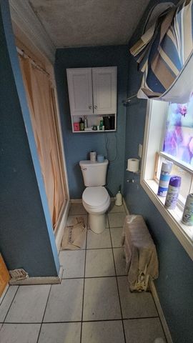 443 Mill St, Worcester, MA 01602