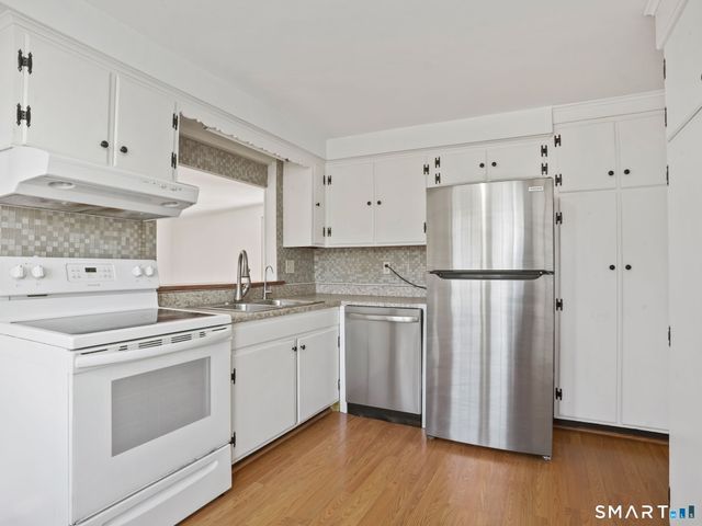 21 Richdale Drive C, Wilton, CT 06897