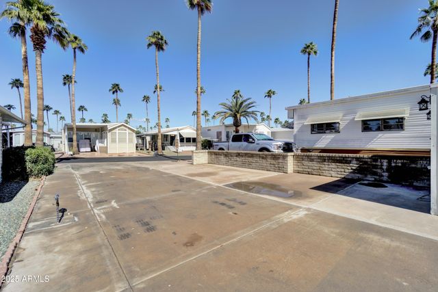 524 MERLIN -- 1548, Mesa, AZ 85205