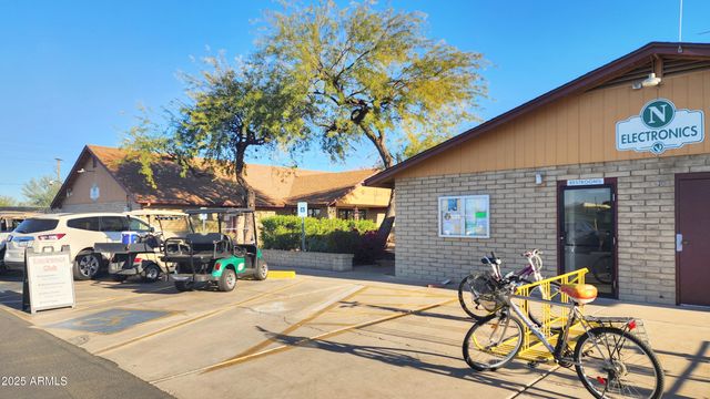 524 MERLIN -- 1548, Mesa, AZ 85205