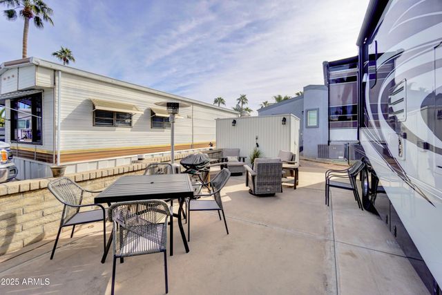 524 MERLIN -- 1548, Mesa, AZ 85205