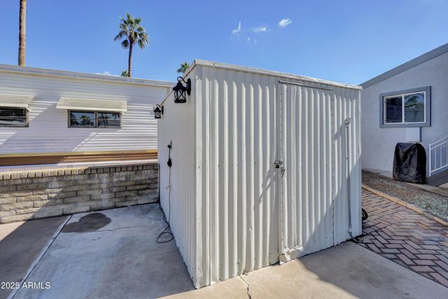 524 MERLIN -- 1548, Mesa, AZ 85205