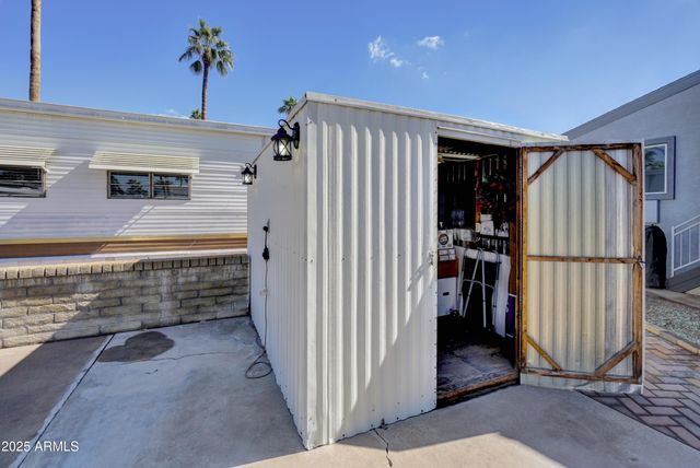 524 MERLIN -- 1548, Mesa, AZ 85205