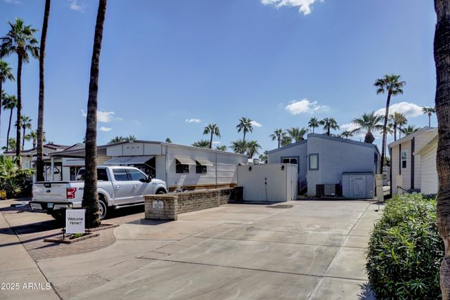 524 MERLIN -- 1548, Mesa, AZ 85205