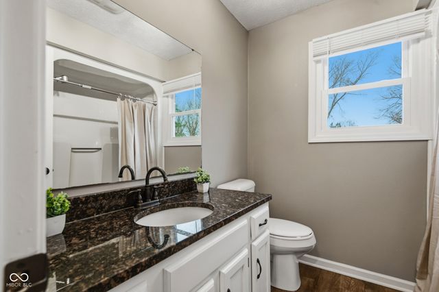 730 Rocky Ford Road, Columbus, IN 47203