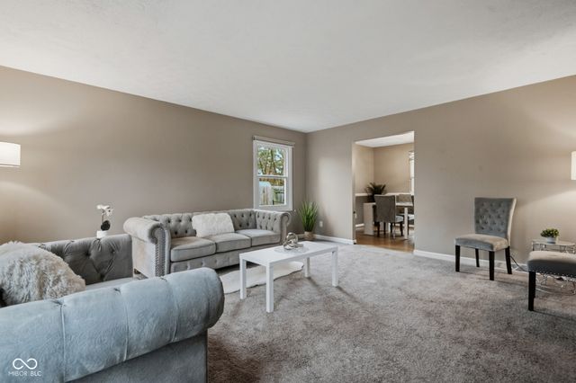 730 Rocky Ford Road, Columbus, IN 47203