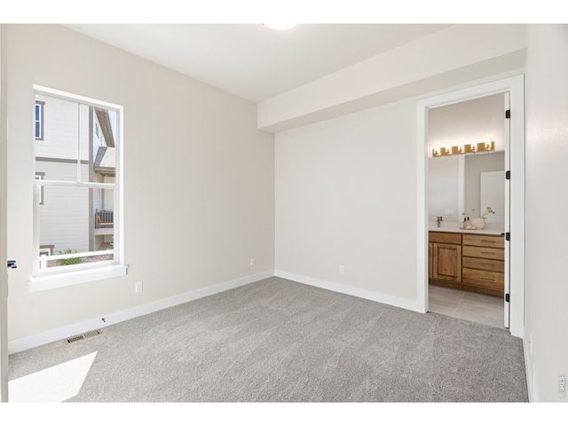 8467 Annapolis Dr, Windsor, CO 80528