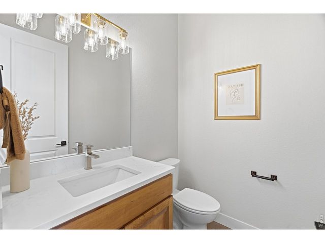 8467 Annapolis Dr, Windsor, CO 80528