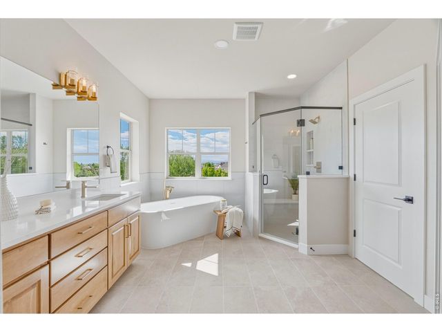 8467 Annapolis Dr, Windsor, CO 80528