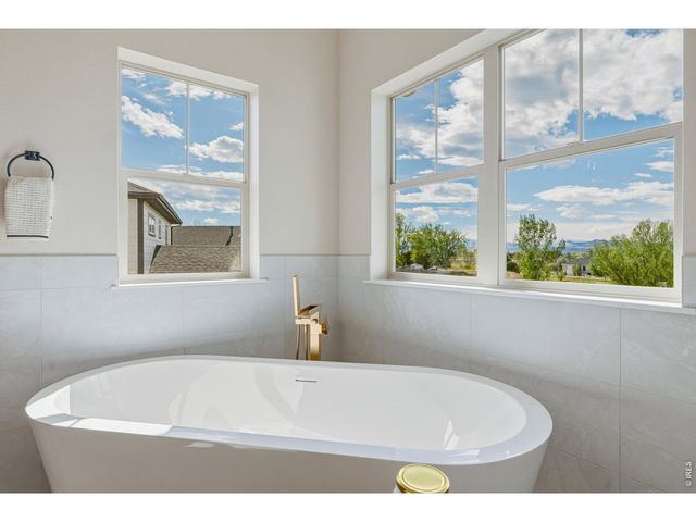 8467 Annapolis Dr, Windsor, CO 80528