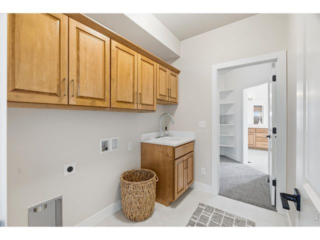 8467 Annapolis Dr, Windsor, CO 80528