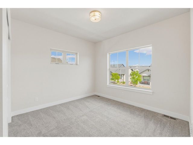 8467 Annapolis Dr, Windsor, CO 80528