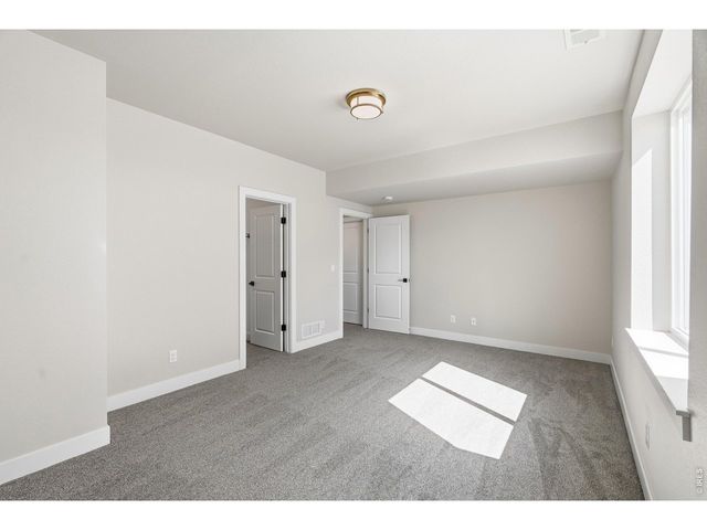 8467 Annapolis Dr, Windsor, CO 80528