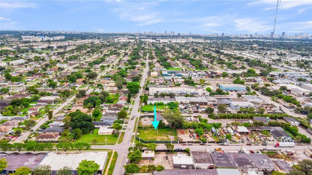 2113 SW 58th Ave, West Park, FL 33023