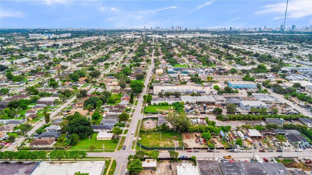 2113 SW 58th Ave, West Park, FL 33023