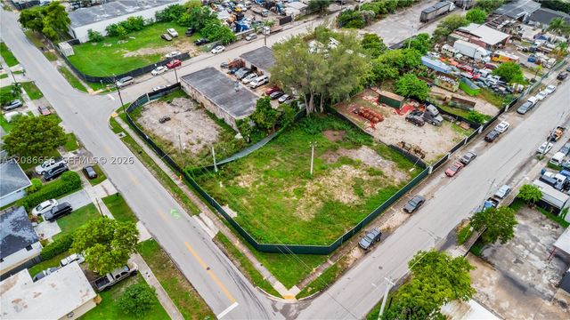 2113 SW 58th Ave, West Park, FL 33023