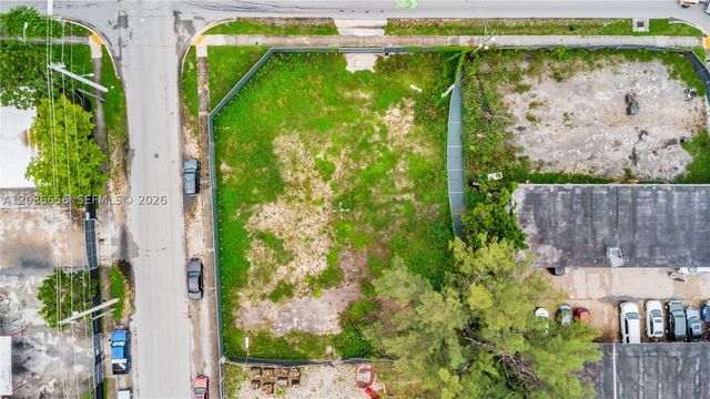 2113 SW 58th Ave, West Park, FL 33023