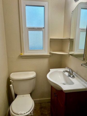 550 Hillcrest Drive, Lakeport, CA 95453