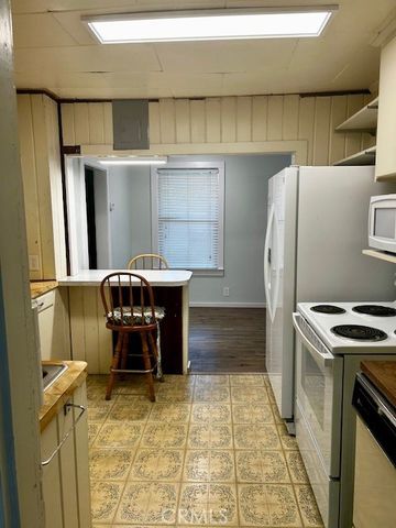 550 Hillcrest Drive, Lakeport, CA 95453