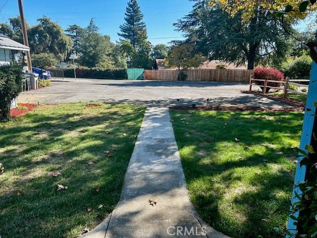 550 Hillcrest Drive, Lakeport, CA 95453