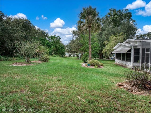 2881 E Spinnaker Drive, Avon Park, FL 33825