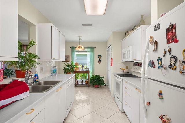 21 JASMINE RUN, Ormond Beach, FL 32174