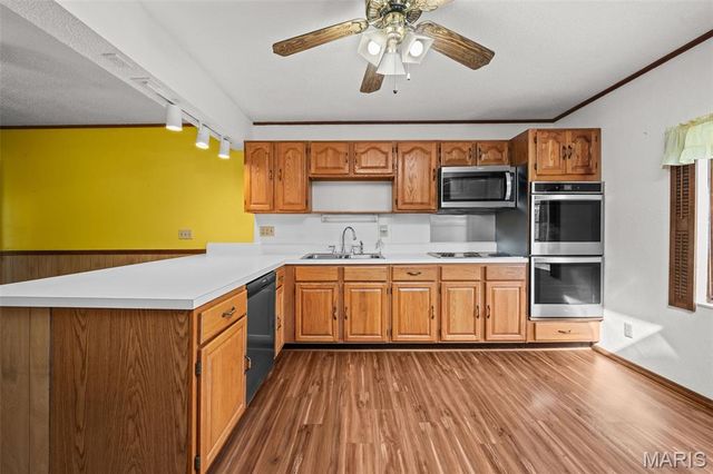 8611 Rowland Drive, St Louis, MO 63132