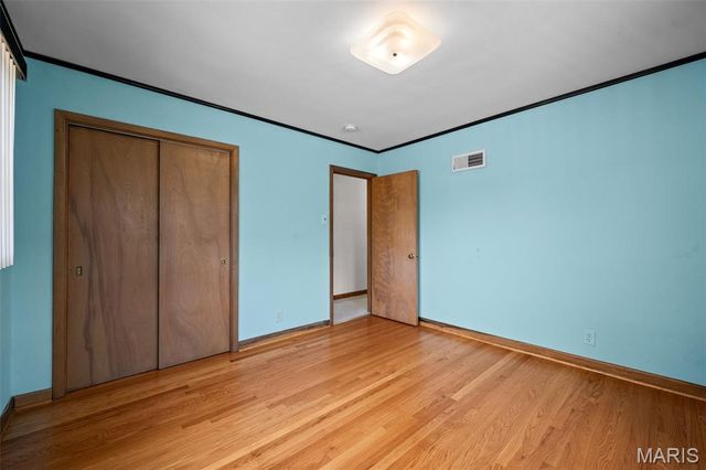 8611 Rowland Drive, St Louis, MO 63132