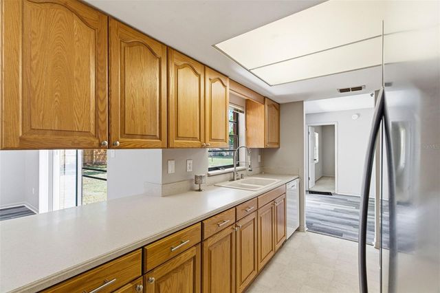 15925 CRYING WIND DRIVE, Tampa, FL 33624