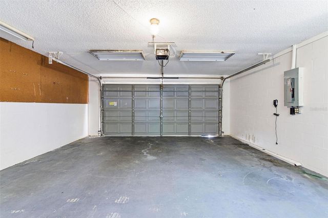 15925 CRYING WIND DRIVE, Tampa, FL 33624