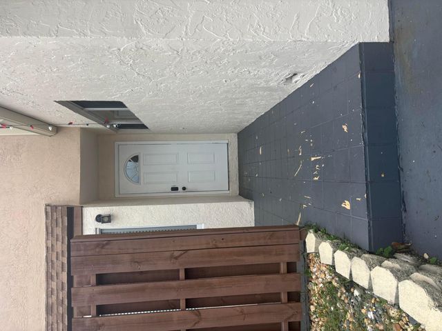 8240 NW 9TH Street 3, Plantation, FL 33324
