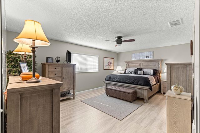 9746 SW 96TH STREET, Ocala, FL 34481