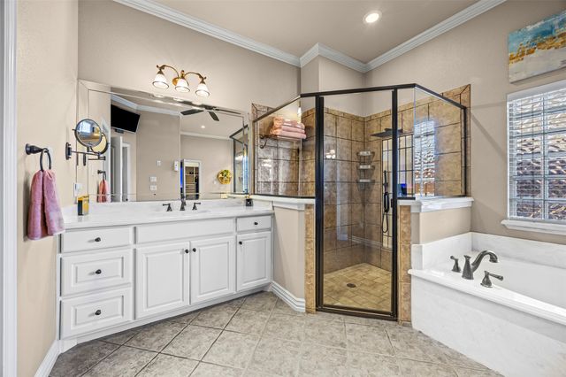 1920 Willow Bend Drive, Red Oak, TX 75154