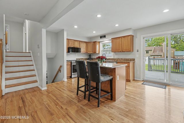 16 Neal Drive, East Brunswick, NJ 08816