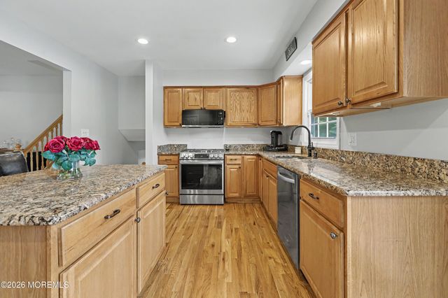 16 Neal Drive, East Brunswick, NJ 08816