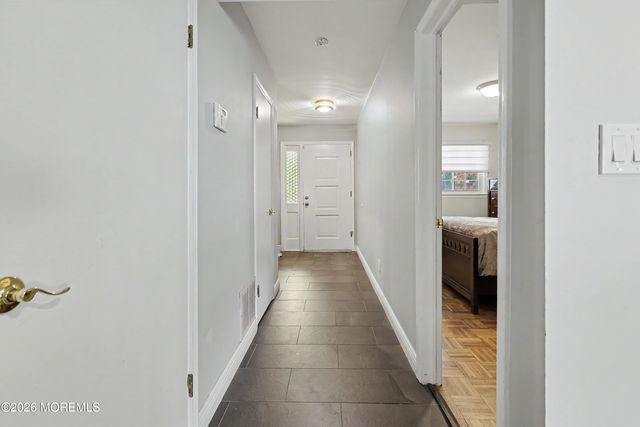 16 Neal Drive, East Brunswick, NJ 08816