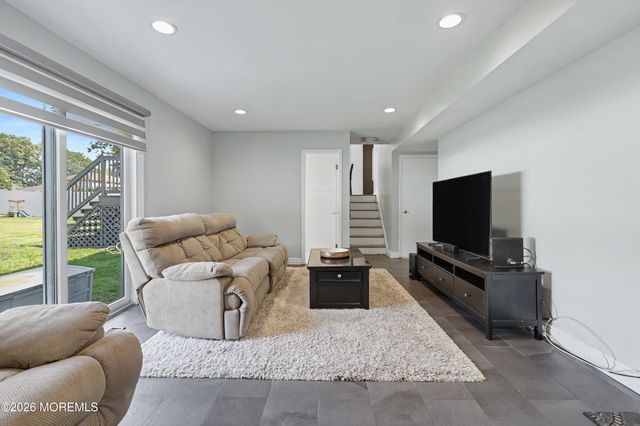 16 Neal Drive, East Brunswick, NJ 08816