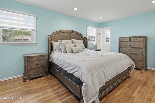 16 Neal Drive, East Brunswick, NJ 08816