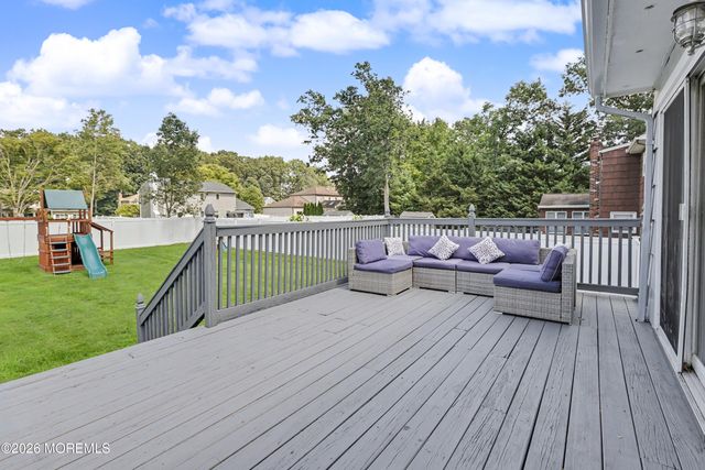 16 Neal Drive, East Brunswick, NJ 08816