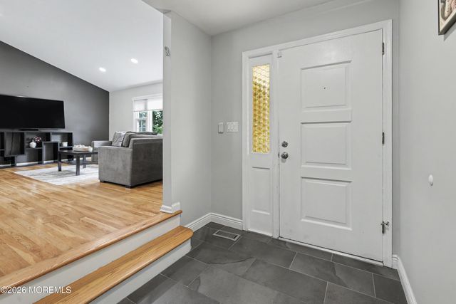 16 Neal Drive, East Brunswick, NJ 08816