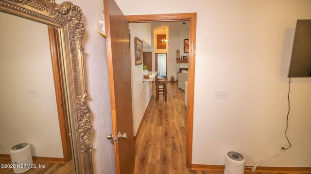 303 RILEY LAKE Drive, Hawthorne, FL 32640