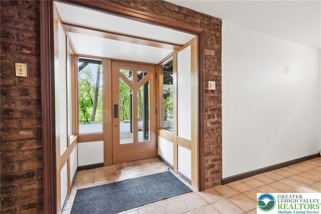2244 Springtown Hill Road, Lower Saucon Twp, PA 18055