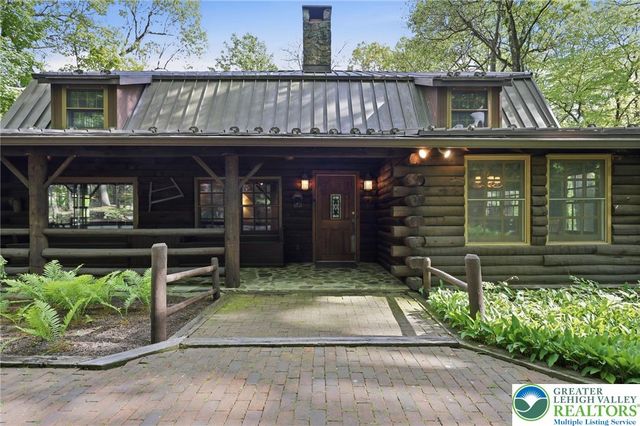 2244 Springtown Hill Road, Lower Saucon Twp, PA 18055