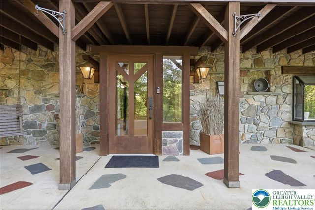 2244 Springtown Hill Road, Lower Saucon Twp, PA 18055
