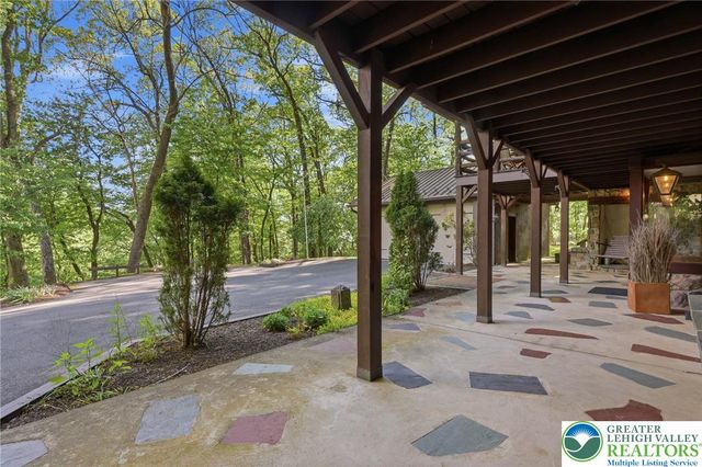 2244 Springtown Hill Road, Lower Saucon Twp, PA 18055