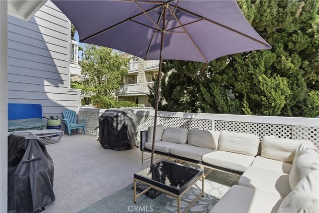 20251 Cape Coral Lane 101, Huntington Beach, CA 92646