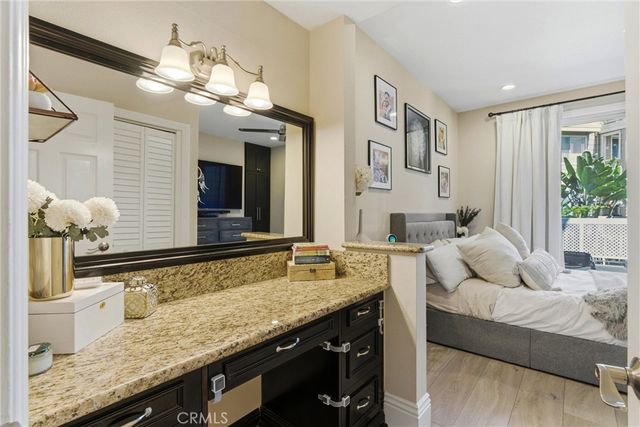 20251 Cape Coral Lane 101, Huntington Beach, CA 92646