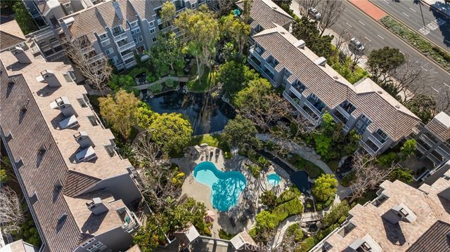 20251 Cape Coral Lane 101, Huntington Beach, CA 92646